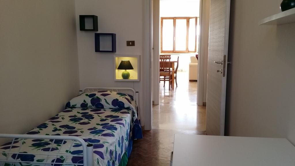 Appartamenti Francesco In Asís Habitación foto